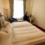 بوست مورناو 3* مورناو ام ستافلسي